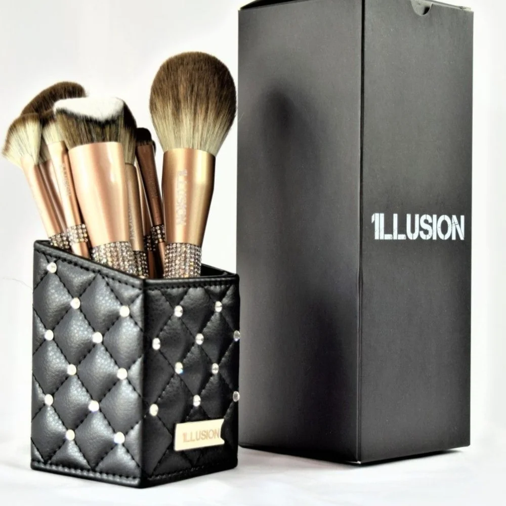 Luxurious Silver Makeup Brush Set..